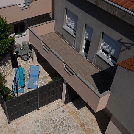 Apartment Stela - Private Terrace & Parking Zadar Exterior photo